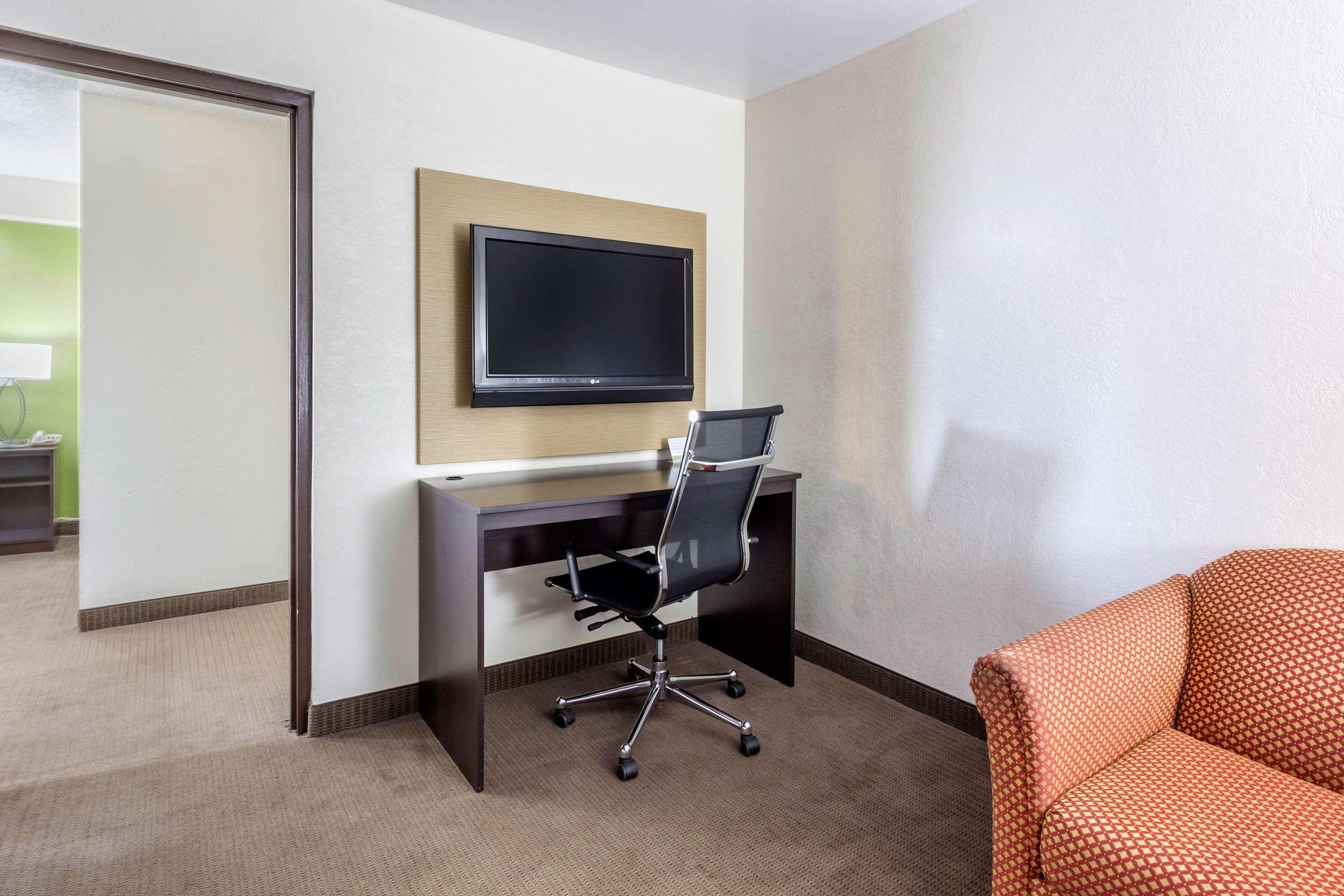 Sleep Inn Near Busch Gardens - Usf Temple Terrace Eksteriør billede