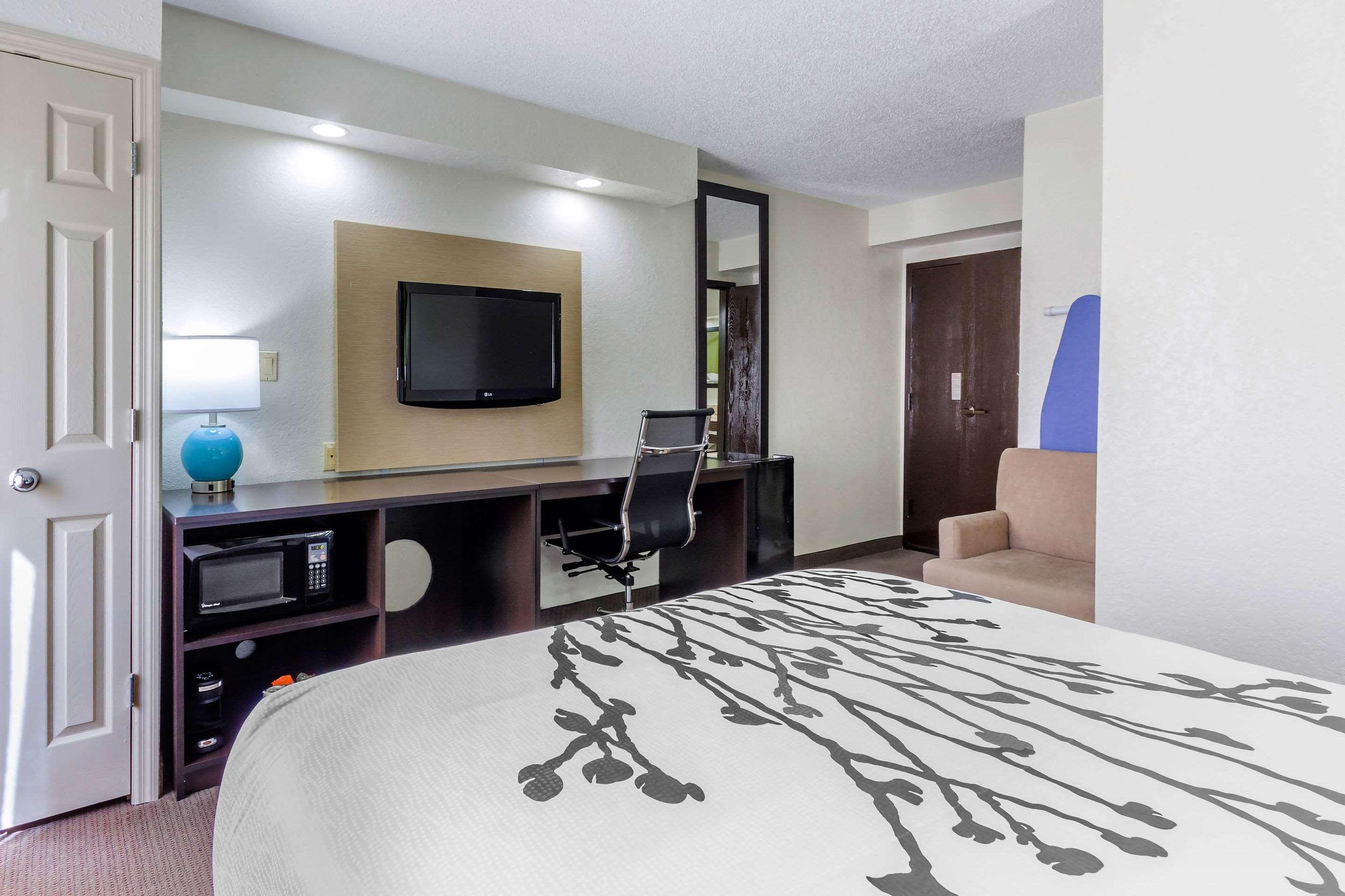 Sleep Inn Near Busch Gardens - Usf Temple Terrace Eksteriør billede