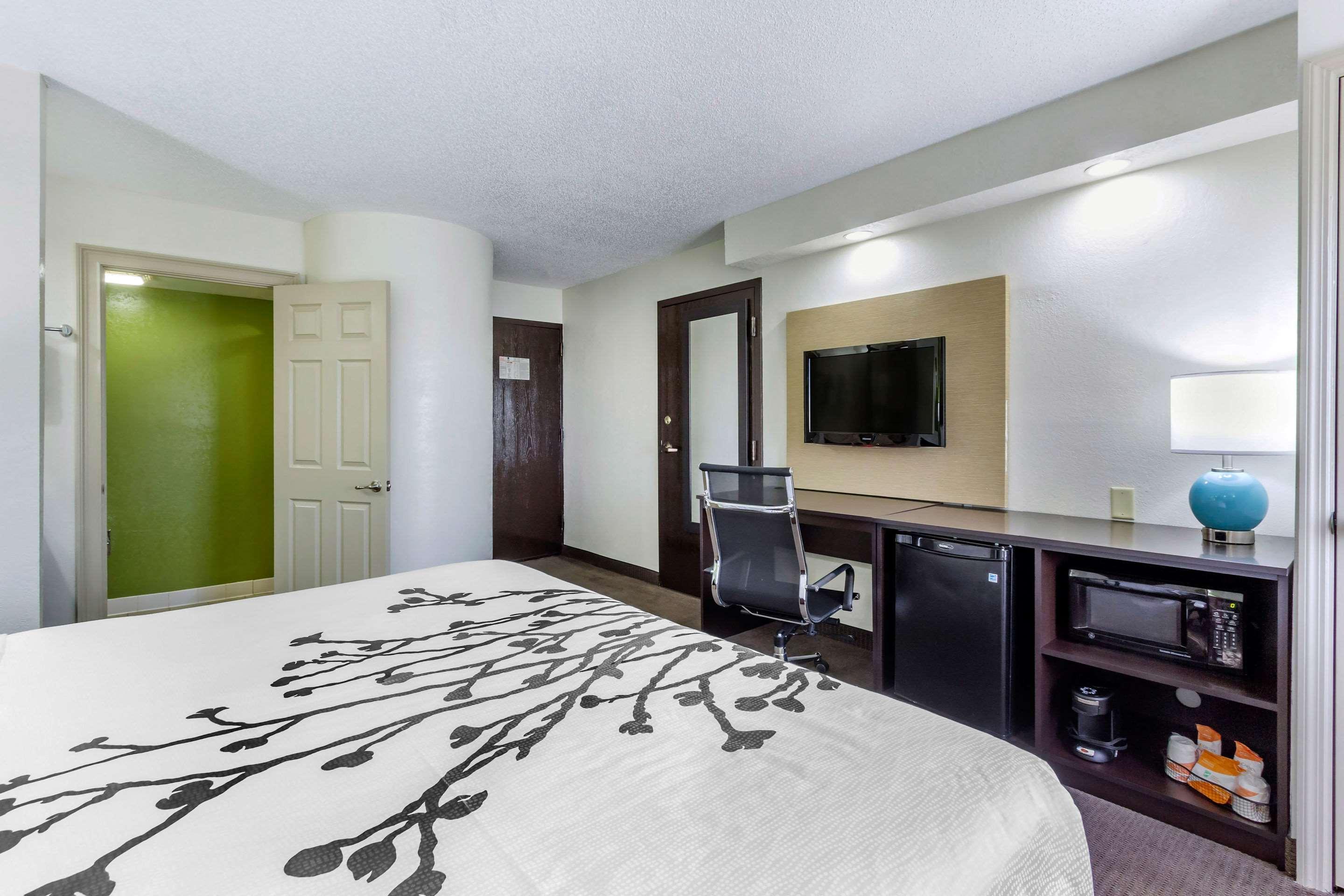 Sleep Inn Near Busch Gardens - Usf Temple Terrace Eksteriør billede